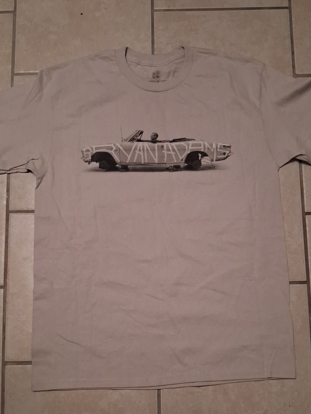 Bryan Adams Unisex Sz M Licensed Graphic Band Tshirt